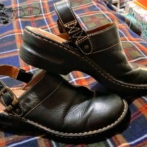 Cherokee Women's(9)  Leather Slip-On Clogs